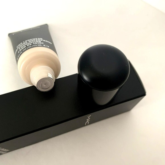 New MAC Pro Longwear Nourishing Waterproof Foundation NW13 New Factory Sealed - Picture 11 of 11